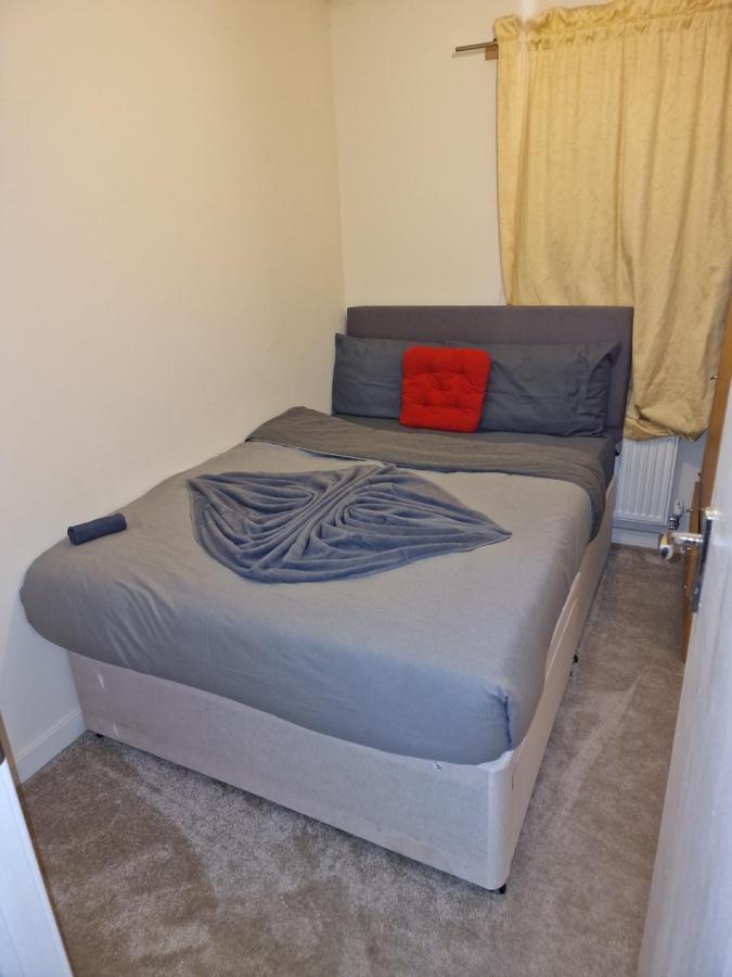 ダートフォードKo 3 Bed Houseアパートメント エクステリア 写真